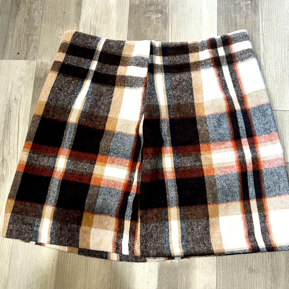 Cute mini skirt
